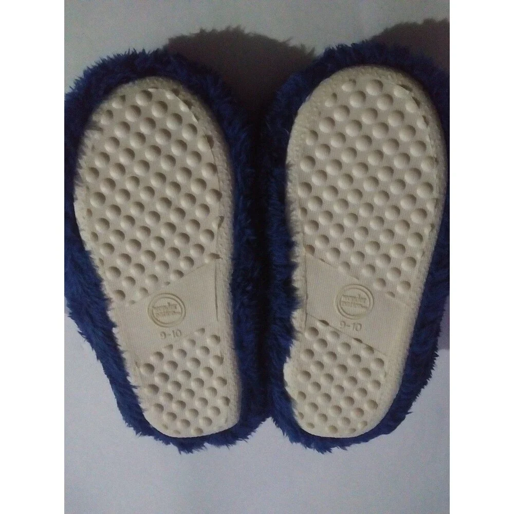 NWT Astronaut Slippers Size 9-10